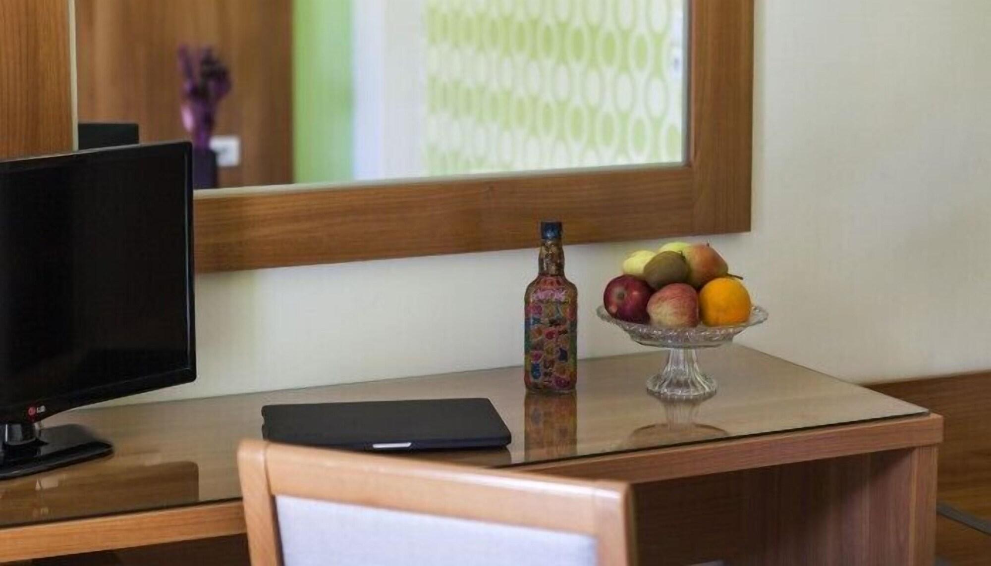 Leto Boutique Hotel Agrinio Esterno foto